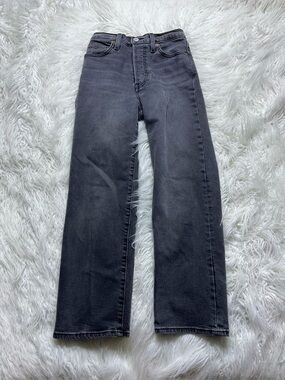 Levi’s Ribcage Straight Ankle Jeans